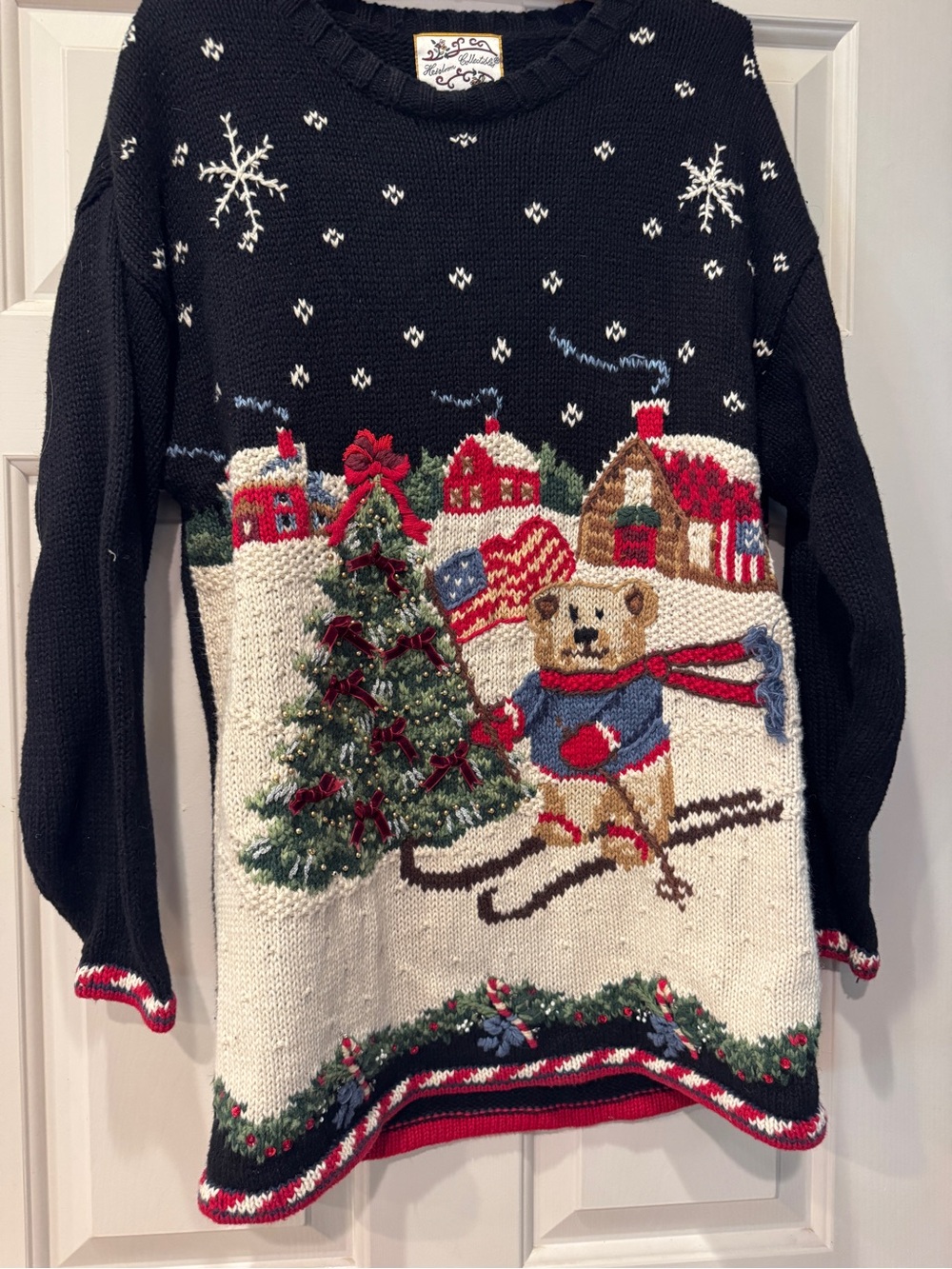 Cozy Holiday Bear Crewneck Sweater - Black and Cream